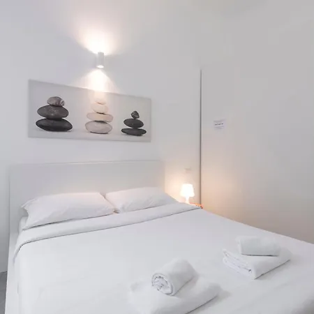 Rubens Suites - B Home-3